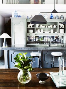 cocina en madera gris y rustico