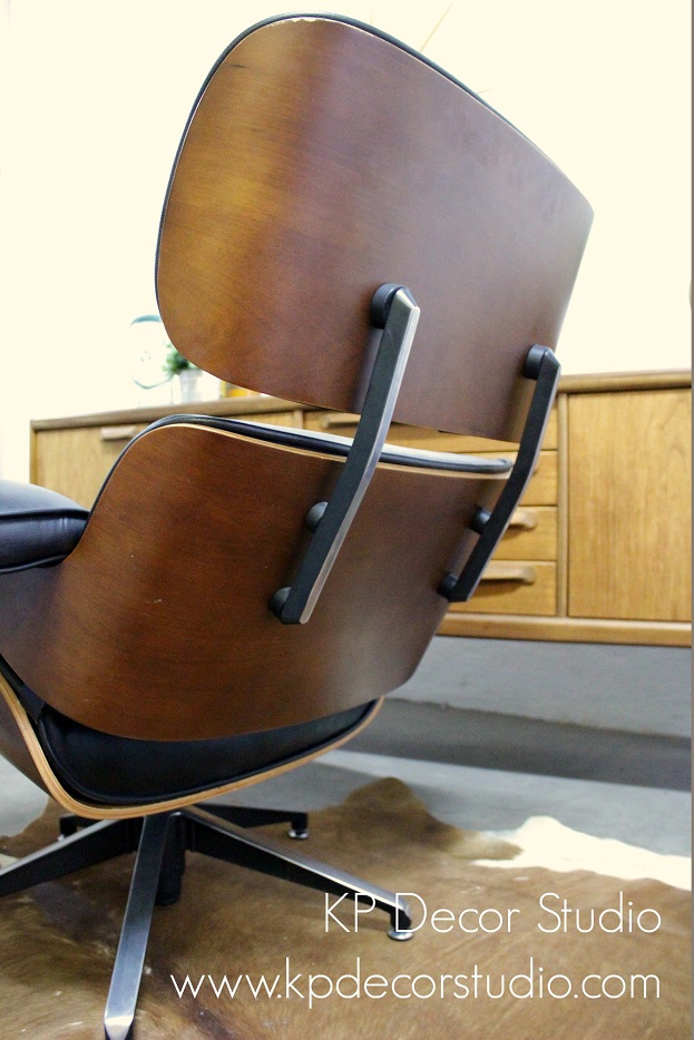 Sillón Eames fabricado por vitra madera de palisandro