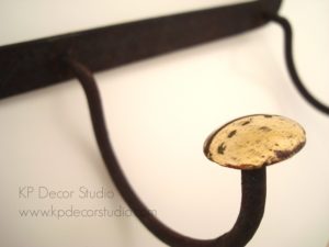 Percehro antiuo restaurado para decoración